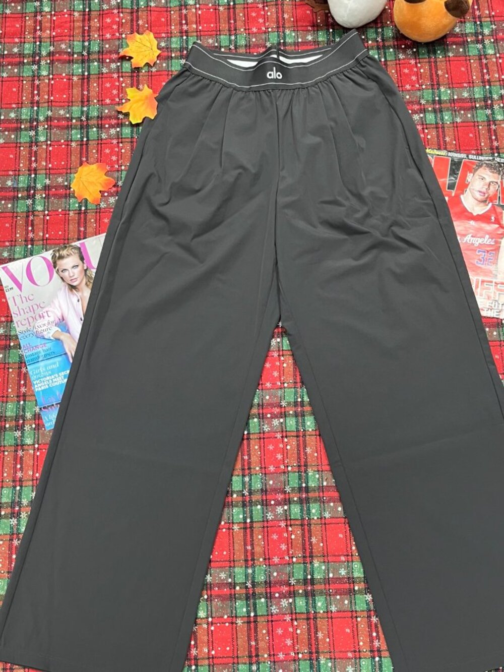 🙆♂️🙆♀️ALO Yoga Suit Up Trouser Dark Grey (Regular)a versatile everyday essen - Picture 2 of 8